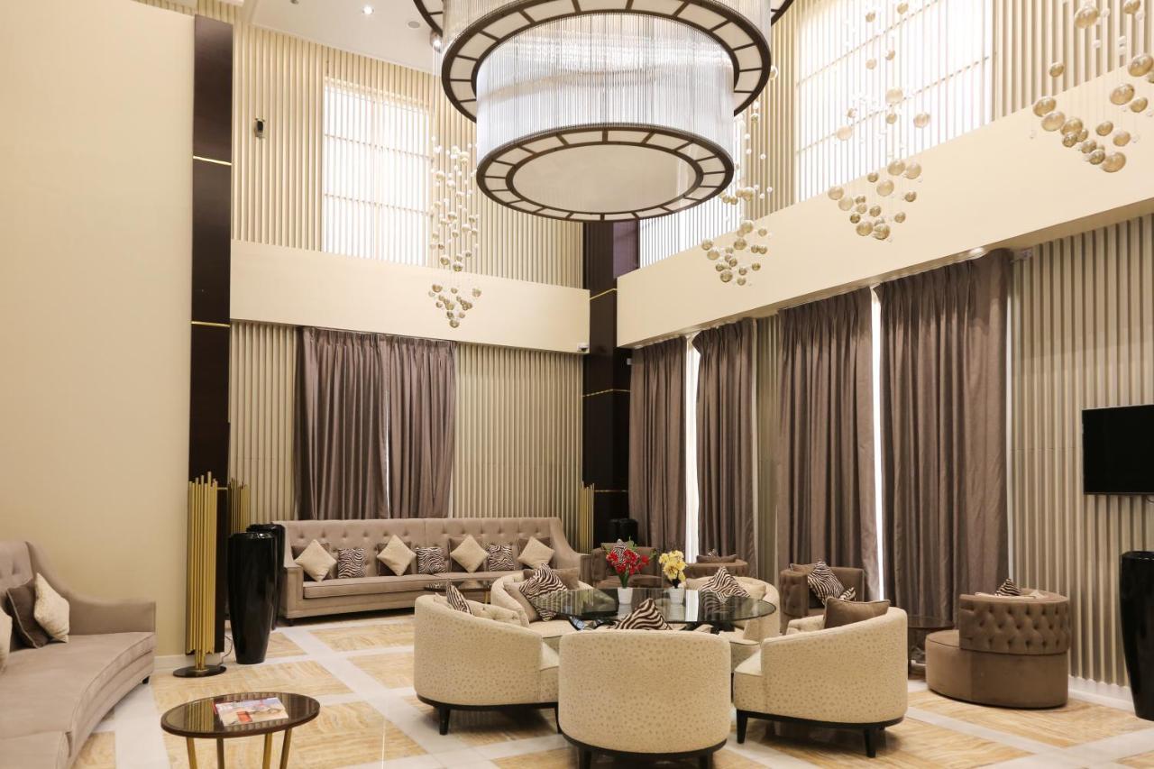 The B Premiere Hotel Doha Bagian luar foto