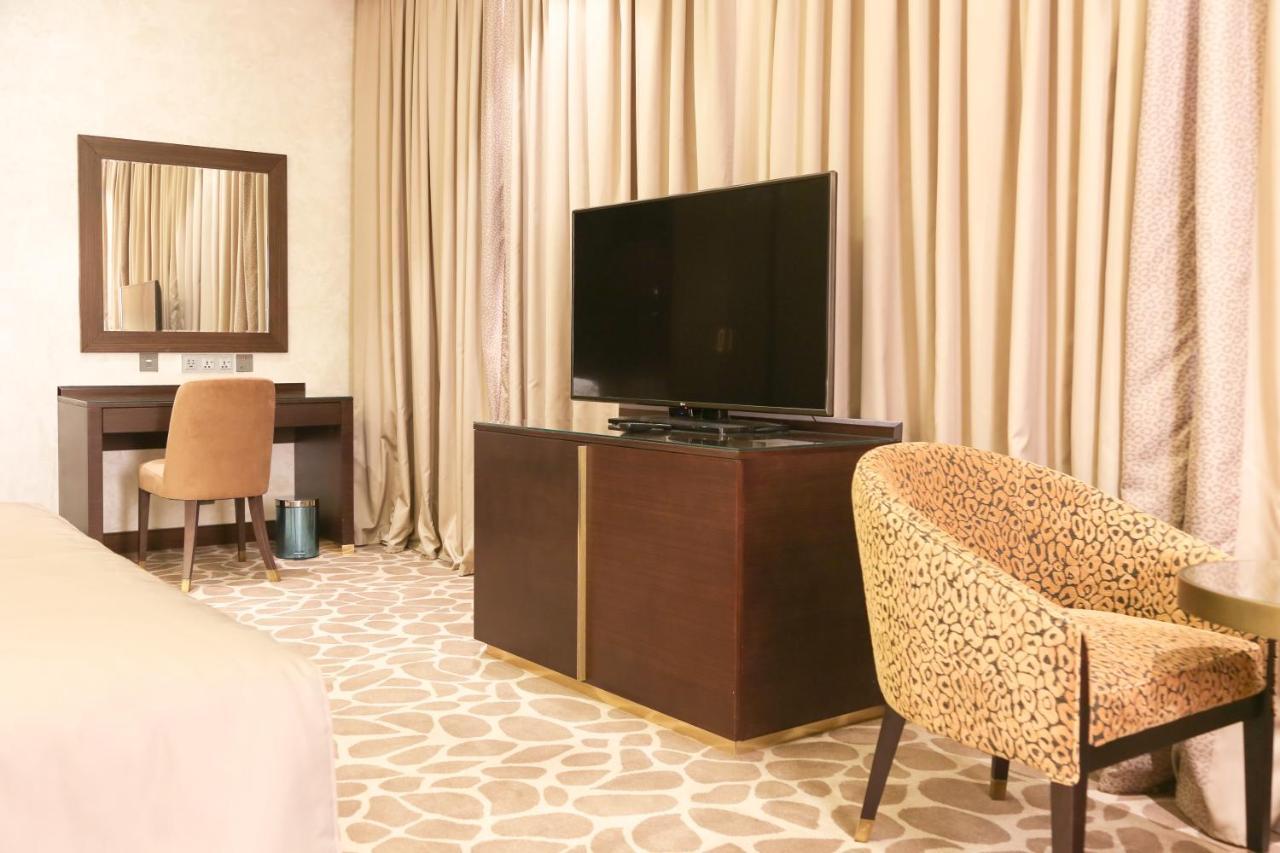 The B Premiere Hotel Doha Bagian luar foto