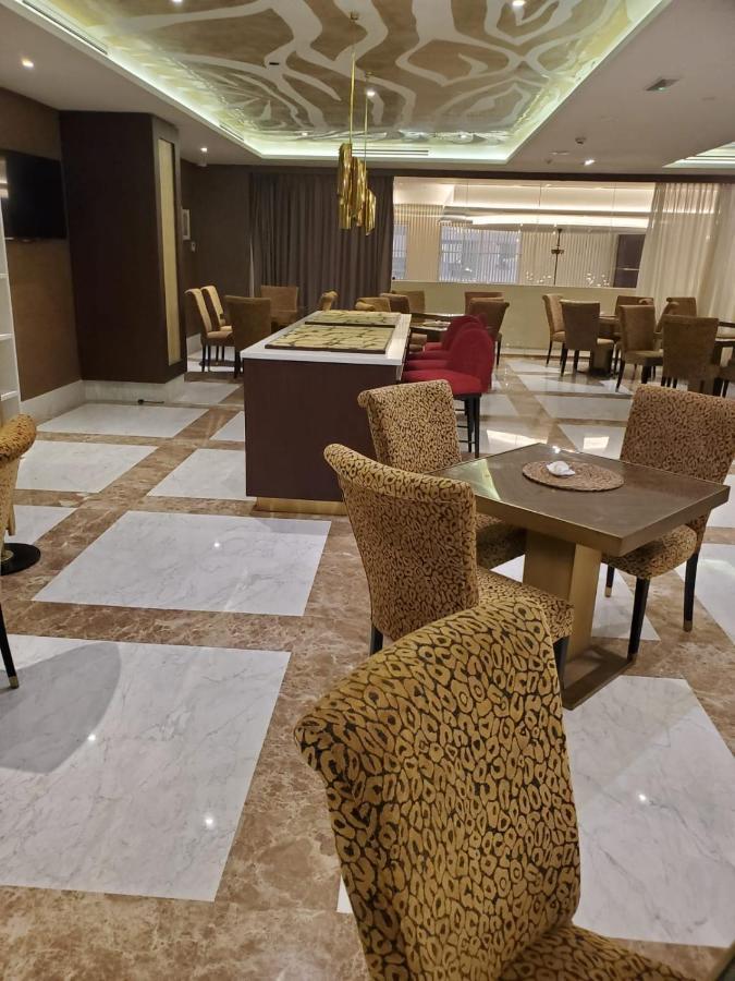The B Premiere Hotel Doha Bagian luar foto