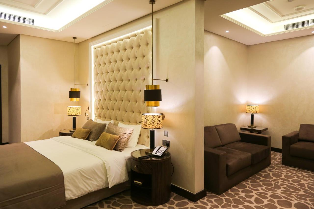 The B Premiere Hotel Doha Bagian luar foto